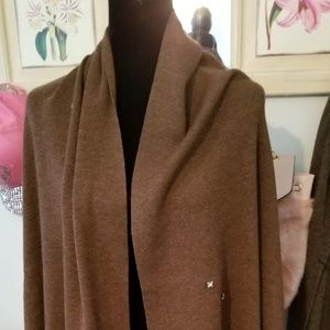 DarkWrap 76 inches long g and 30 inches wide